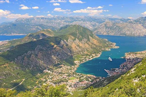 Baía Boka Kotorska Mar Adriático Montenegro Imagem De Stock