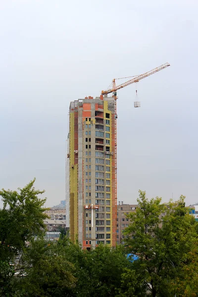 Team Installers Completes Cladding Building — Stock Photo, Image