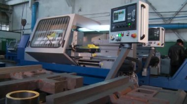 Torna iş ve fabrika