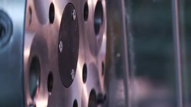 Rotation of  flywheel in machine — Stock Video