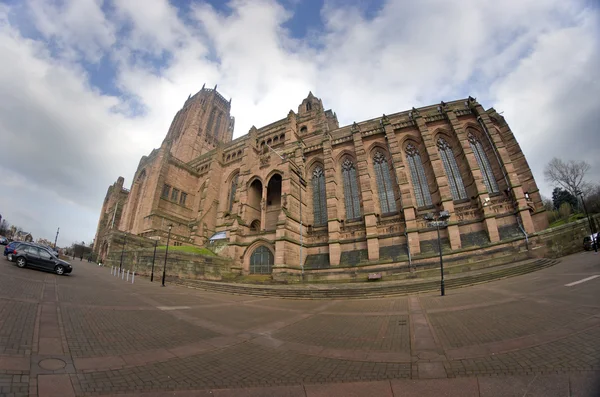 Liverpool - ciudad en el condado de Merseyside del noroeste de Inglaterra (Reino Unido). Catedral de Liverpool. 09 / 03 / 2013 editorial . —  Fotos de Stock