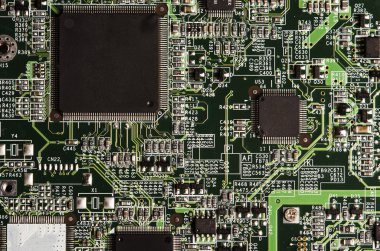 Elektronik devre kartı işlemci siyah ve yeşil.