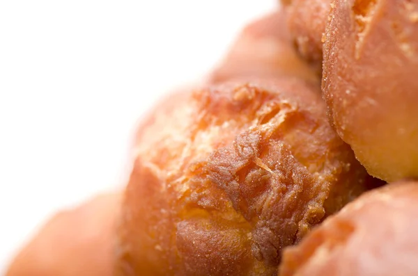 होममेड ताजे डोनट, पांढरा पार्श्वभूमीवर डुगन . — स्टॉक फोटो, इमेज