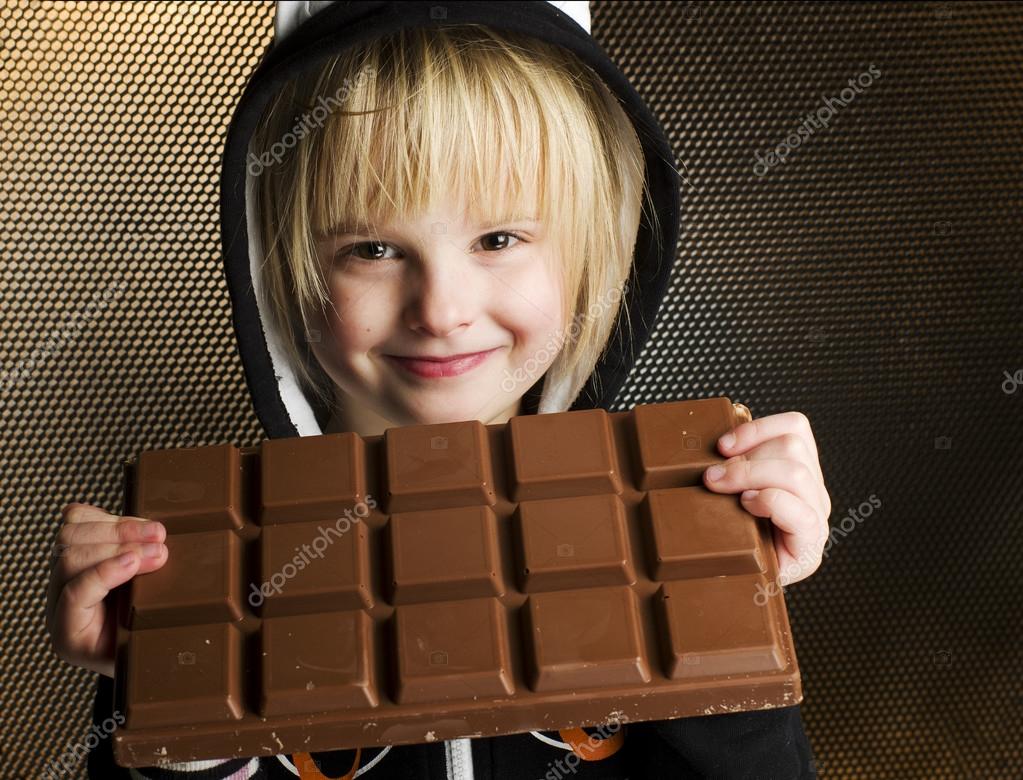 Эта шоколадка - большая красотка