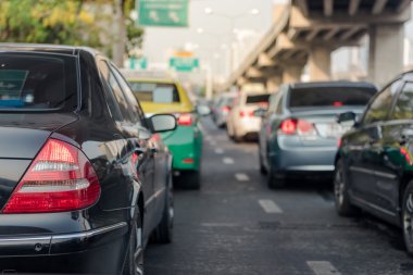 trafik jam şehir yolda acele saat içinde