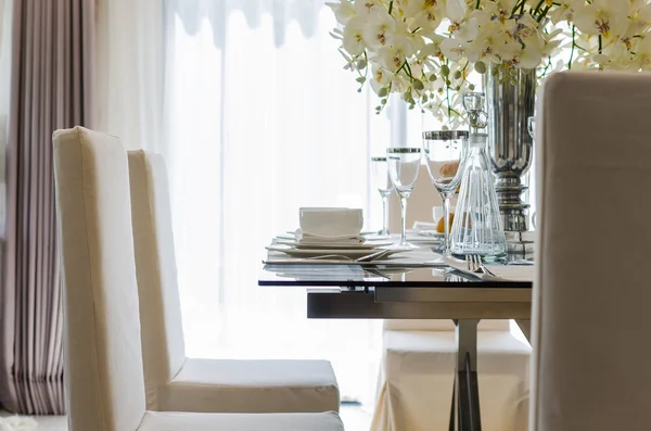 Table set in dinning room at home — Stock Photo, Image