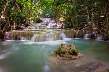 Huay mae kamin şelale içinde kanchanaburi, Tayland