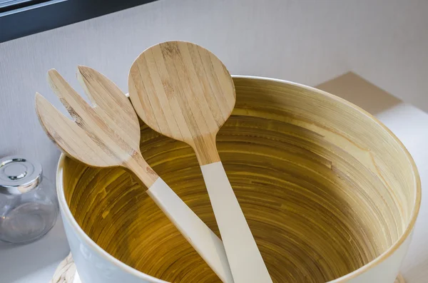 Cuillère et fourchette en bois à l'arc — Photo