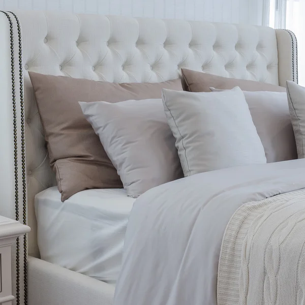 Pillows on luxury bed in bedroom — Stock Photo, Image