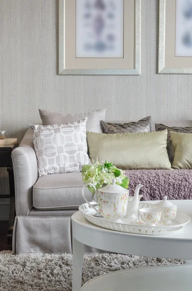 Tray of tea cup and plant on white table in luxury living room — Stock Photo, Image