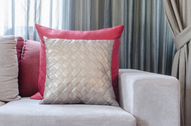 Lüks oturma grubu oturma odasında yastıklar 