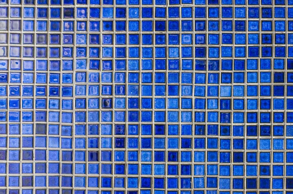蓝色马赛克瓷砖墙 — 图库照片