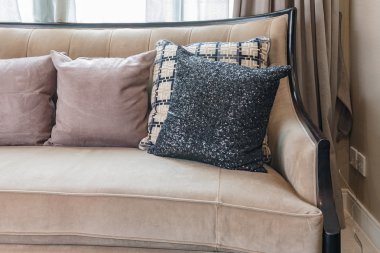 Klasik koltuk stil yastık lüks oturma odasında ile 