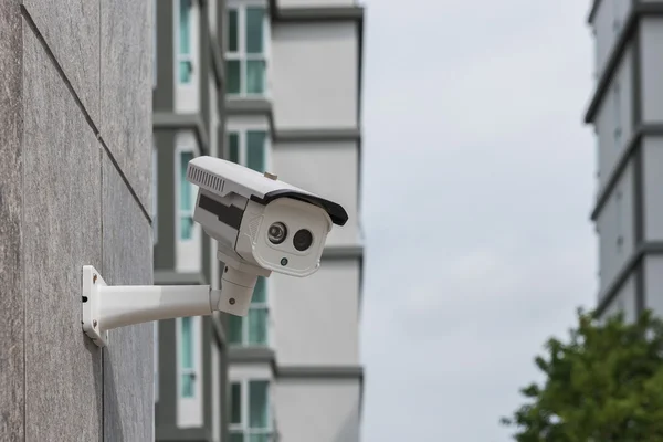 Câmera de segurança de CCTV suja — Fotografia de Stock
