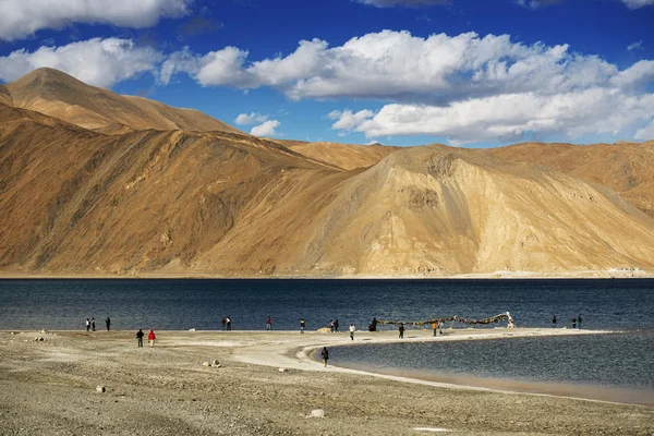 Pangong Lake Leh Ladakh, India - September 2014 . — стоковое фото