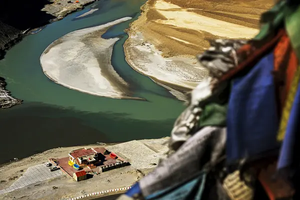 Sangam viewpoint ,Indus and Zanskar Rivers meeting in Leh Ladakh — Stock Photo, Image