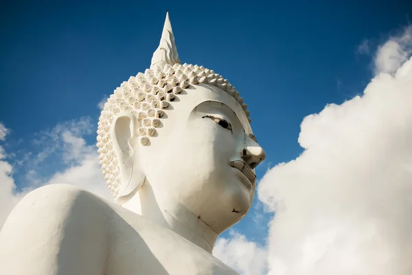 Velké bílé Buddha socha, Thajsko — Stock fotografie