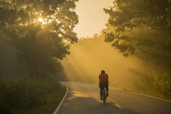 Backlight and sun flare long road in Thailand — Stock Photo, Image