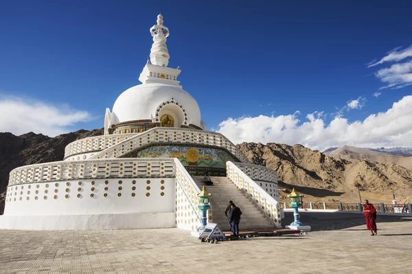 Shanti Stupa Leh Ladakh, India - September 2014 — Stockfoto