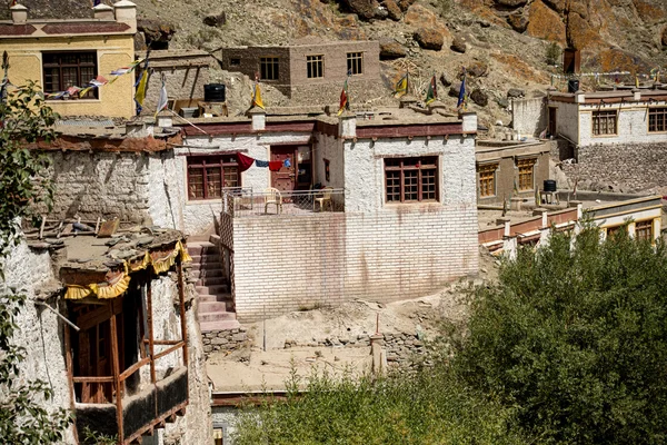 Mooi huis in het complex van Hemis klooster Leh Ladakh, India — Stockfoto