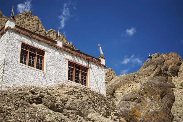 Bela casa no complexo do mosteiro de Hemis Leh Ladakh, Índia — Fotografia de Stock