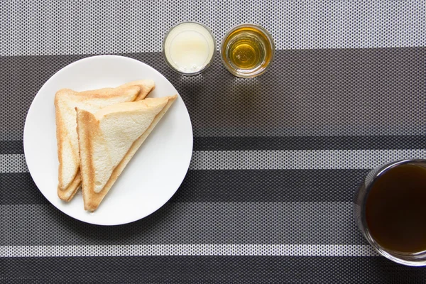 Easy breakfast with black coffee — Stock Photo, Image