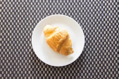 Kruvasan hasır desen karşıtlığını plaka üzerinde