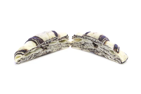 Kruvasan doku çikolata karışımı ile