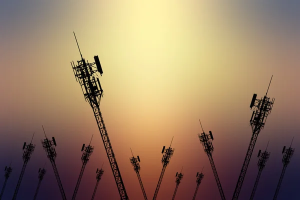 Silhouet telefoon antenne — Stockfoto