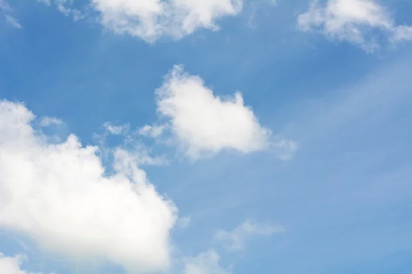 Blue sky with clouds — Stock Photo, Image