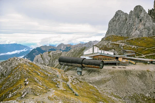 Karwendel'de dağlar başında