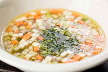 Havuçlu sebze çorbası ve dereotlu kabak.