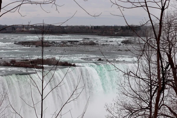 Prachtig uitzicht op de Niagara falls — Stockfoto