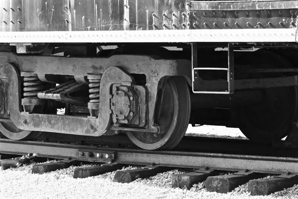 Beautiul black and white image of the train wheels — Stock Photo, Image