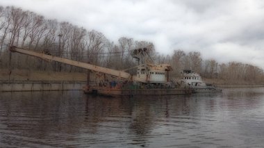 Nehir manzaraları ve Volga 'da yön bulma başlangıcı