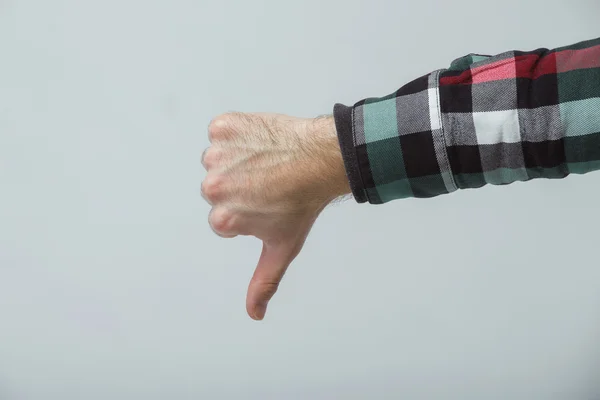 Adamın elini parmağını bile tutmuyor