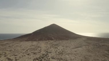 Kızıl Dağ, Tenerife, İspanya Çölden Kızıl Dağ 'a.