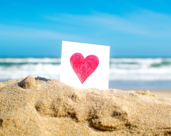 Kalbim plajda — Stok fotoğraf