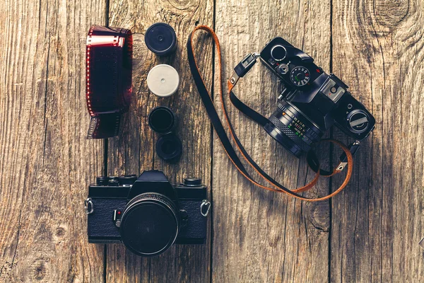 Retro kameror och foton — Stockfoto