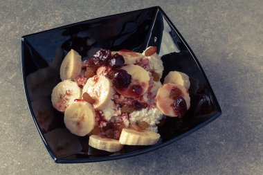 halthy gıda peynir ve muz