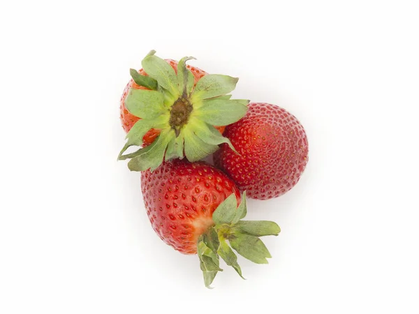 Rote Frische Reife Frühe Erdbeeren Isoliert Auf Weißem Hintergrund Ein — Stockfoto