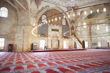 Edirne - Türkiye, 02.04.2016: Edirne eski Camii Samii 1437-1447 iç. Eski cami 