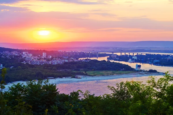 Sonnenuntergang am Meer in Varna in Bulgarien — Stockfoto