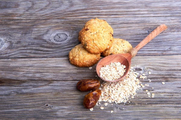 Yulaf ezmesi kurabiye lezzetli breakfast ve Mısır gevreği — Stok fotoğraf