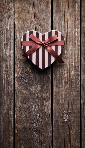 Herzförmige Valentinstag Geschenk-Box — Stockfoto