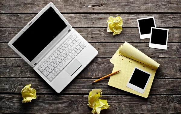 Workplace writer with laptop — Stock Photo, Image