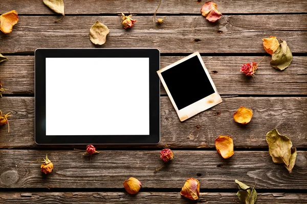 インスタント写真でタブレット コンピューター — ストック写真