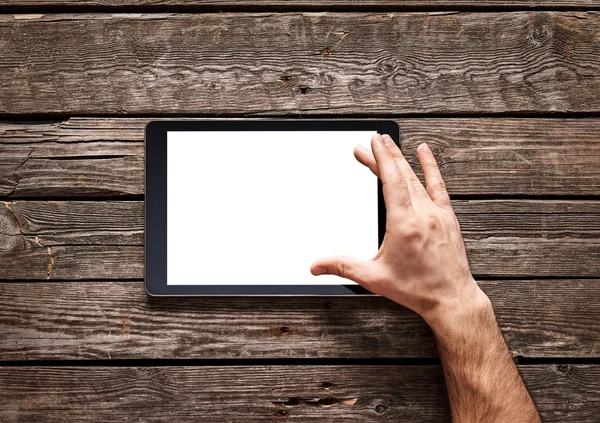 Utilisation du geste de propagation sur l'écran tactile de la tablette numérique — Photo
