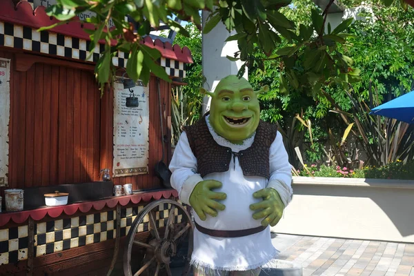 Los Angeles California 2018 Actor Dressed Shrek Entertain Park Take — Stock Photo, Image