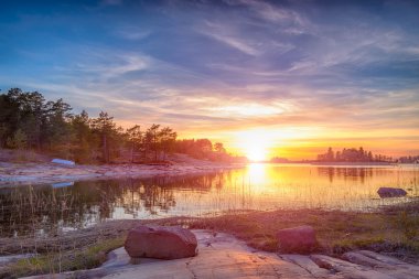 Aland günbatımı yansıma su